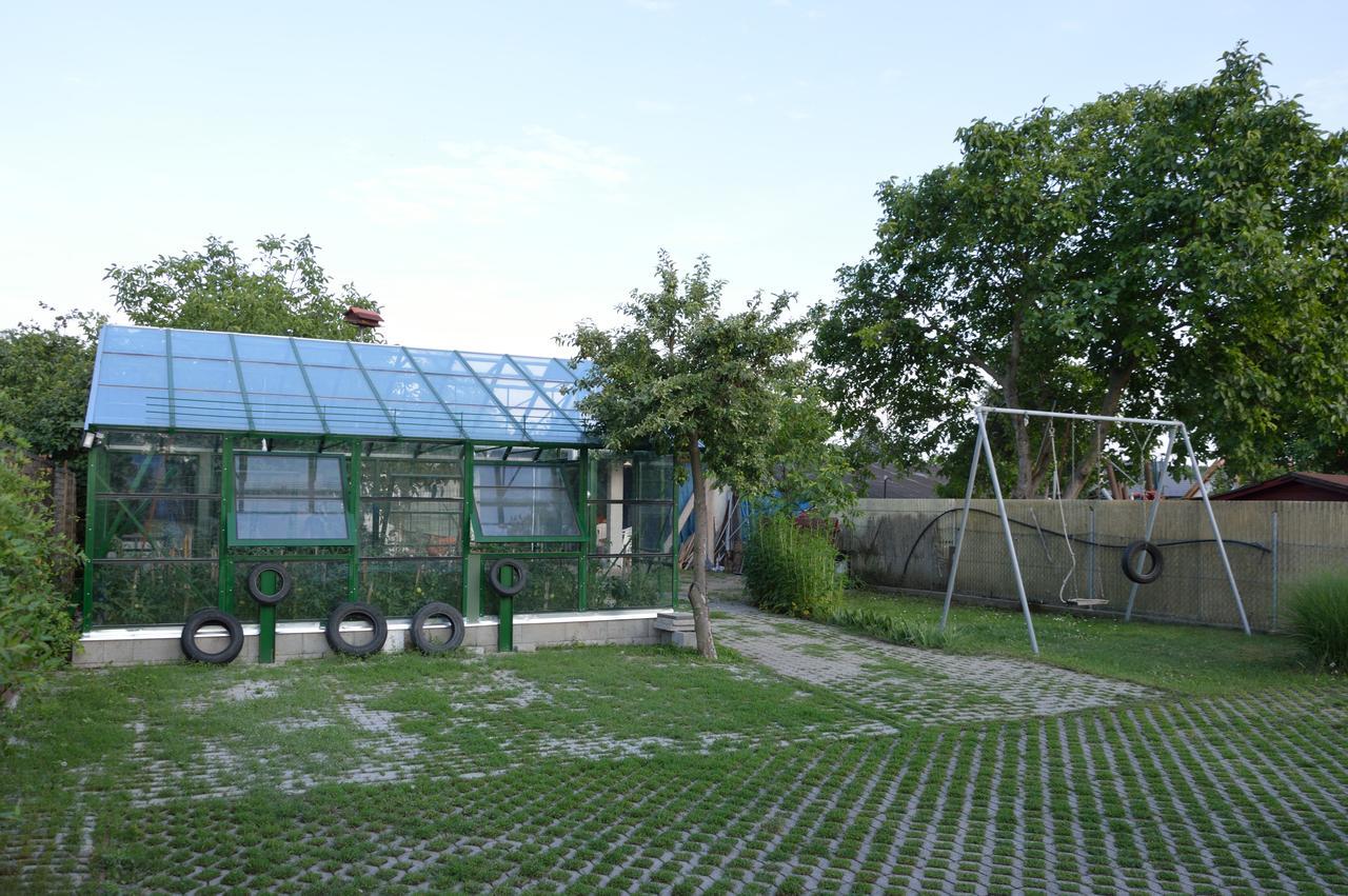 Kisherceg Szallashely Budapest Exteriör bild