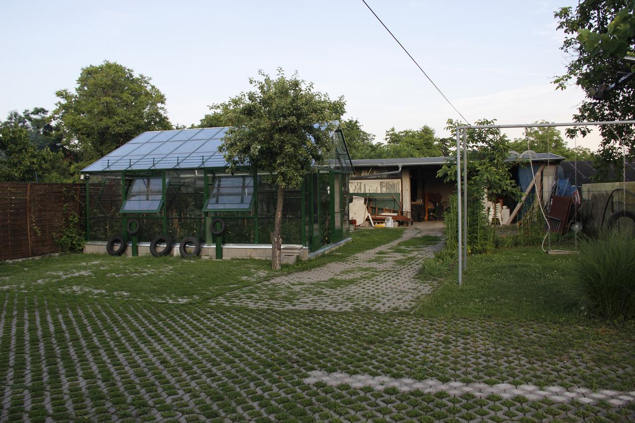 Kisherceg Szallashely Budapest Exteriör bild